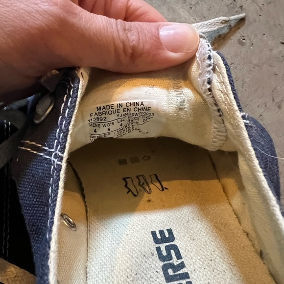 Converse runners size 6 - Picture 3 of 3